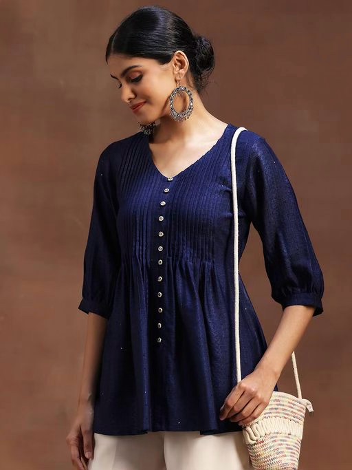 Ethnic and designer woven apparel production in India